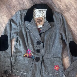 women's herringbone blazer from the brand Ivy Jane Floral Embroidery